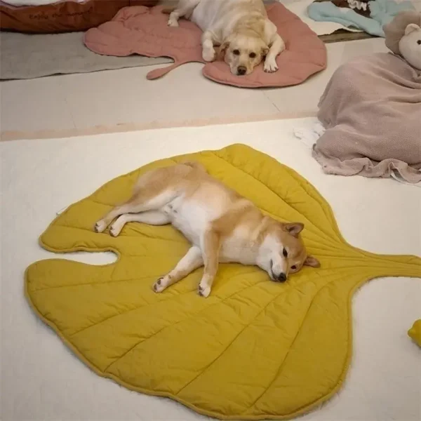 Dog Cooling Leaf Mat Summer Pad Mat For Dogs Cat Blanket Sofa Breathable Pet Dog Bed Washable For Small Medium Large Dogs Car - Image 2