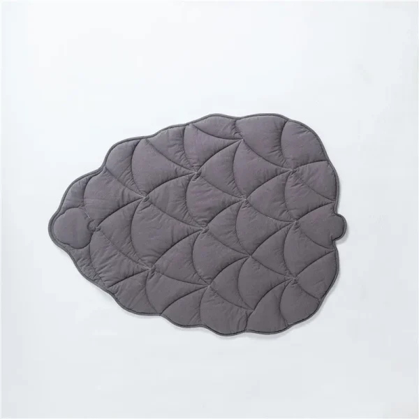 Dog Cooling Leaf Mat Summer Pad Mat For Dogs Cat Blanket Sofa Breathable Pet Dog Bed Washable For Small Medium Large Dogs Car - Image 7
